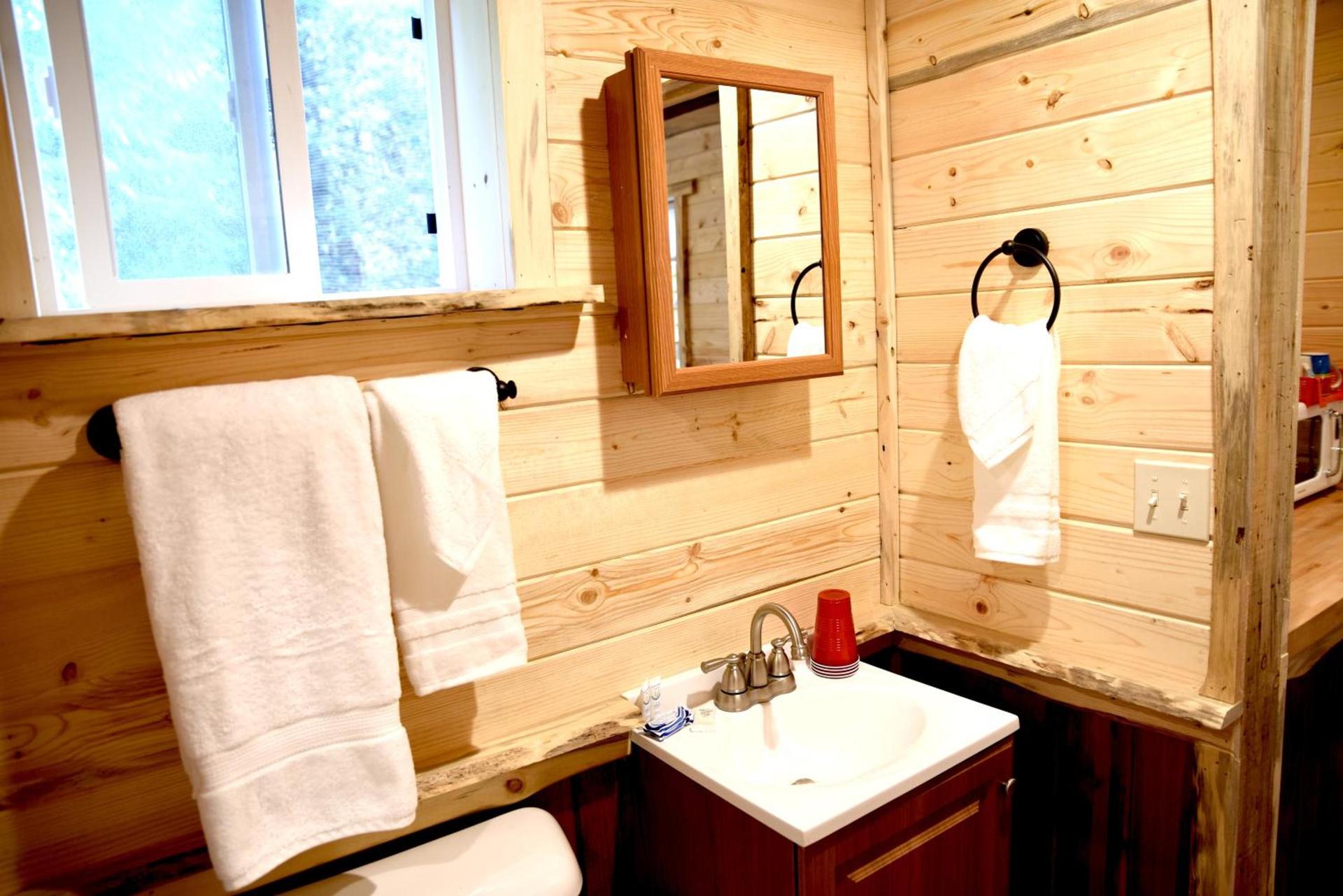 Gateway Inn & Cabins photo 26