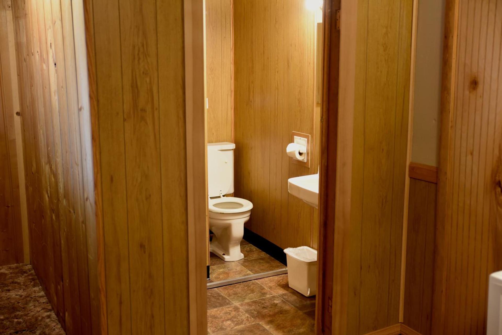 Gateway Inn & Cabins photo 12