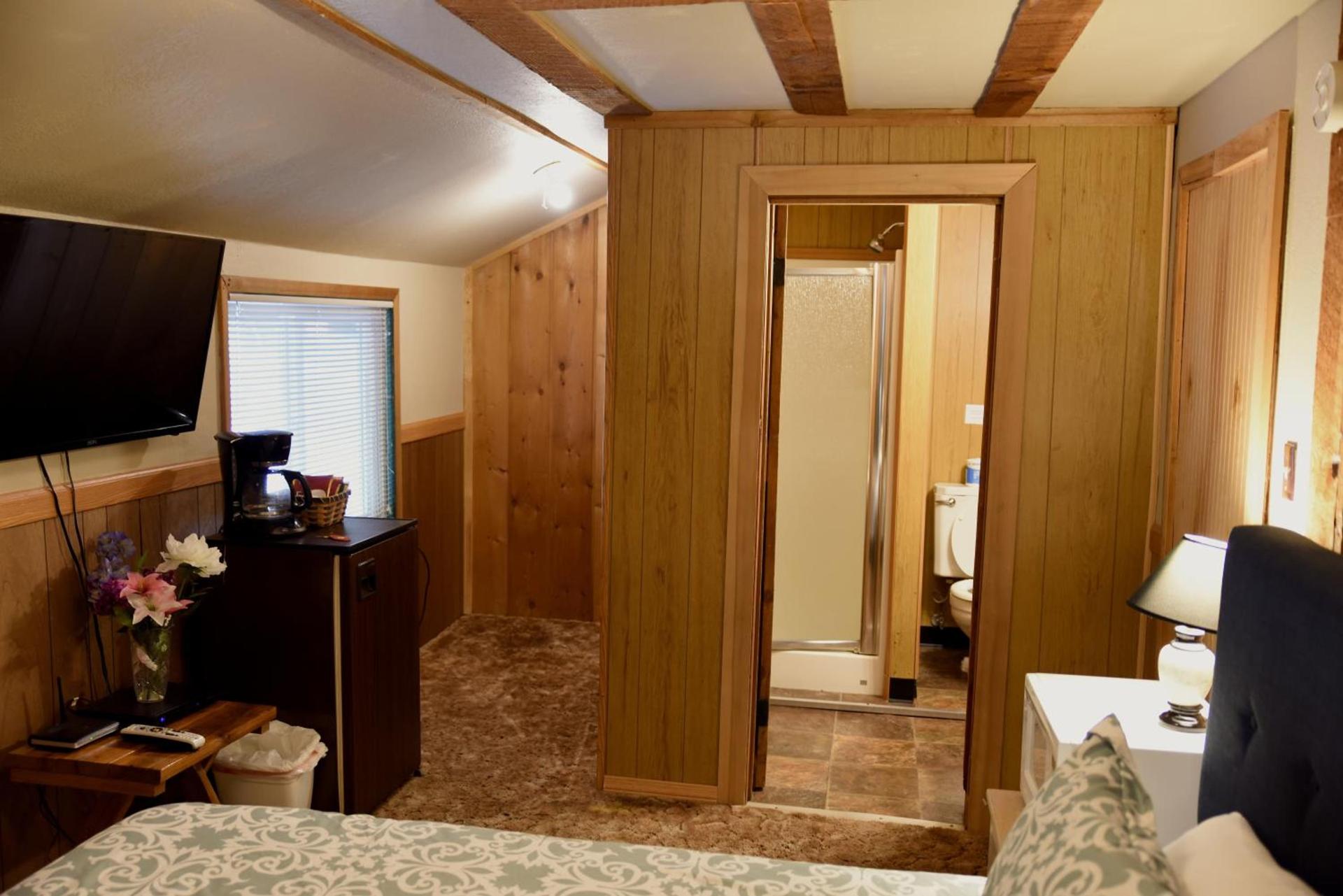 Gateway Inn & Cabins photo 14
