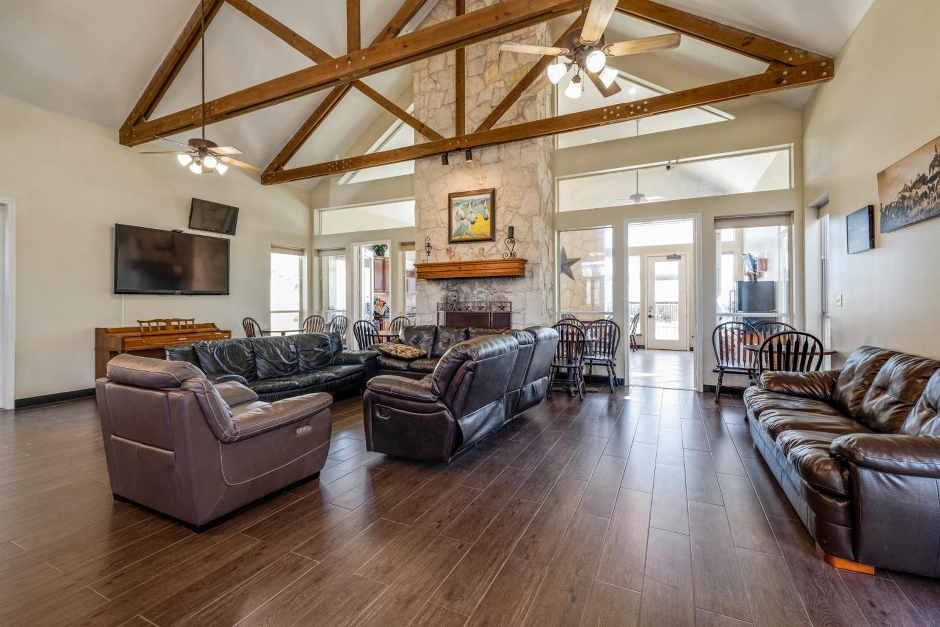 Mountain Star Lodge photo 25