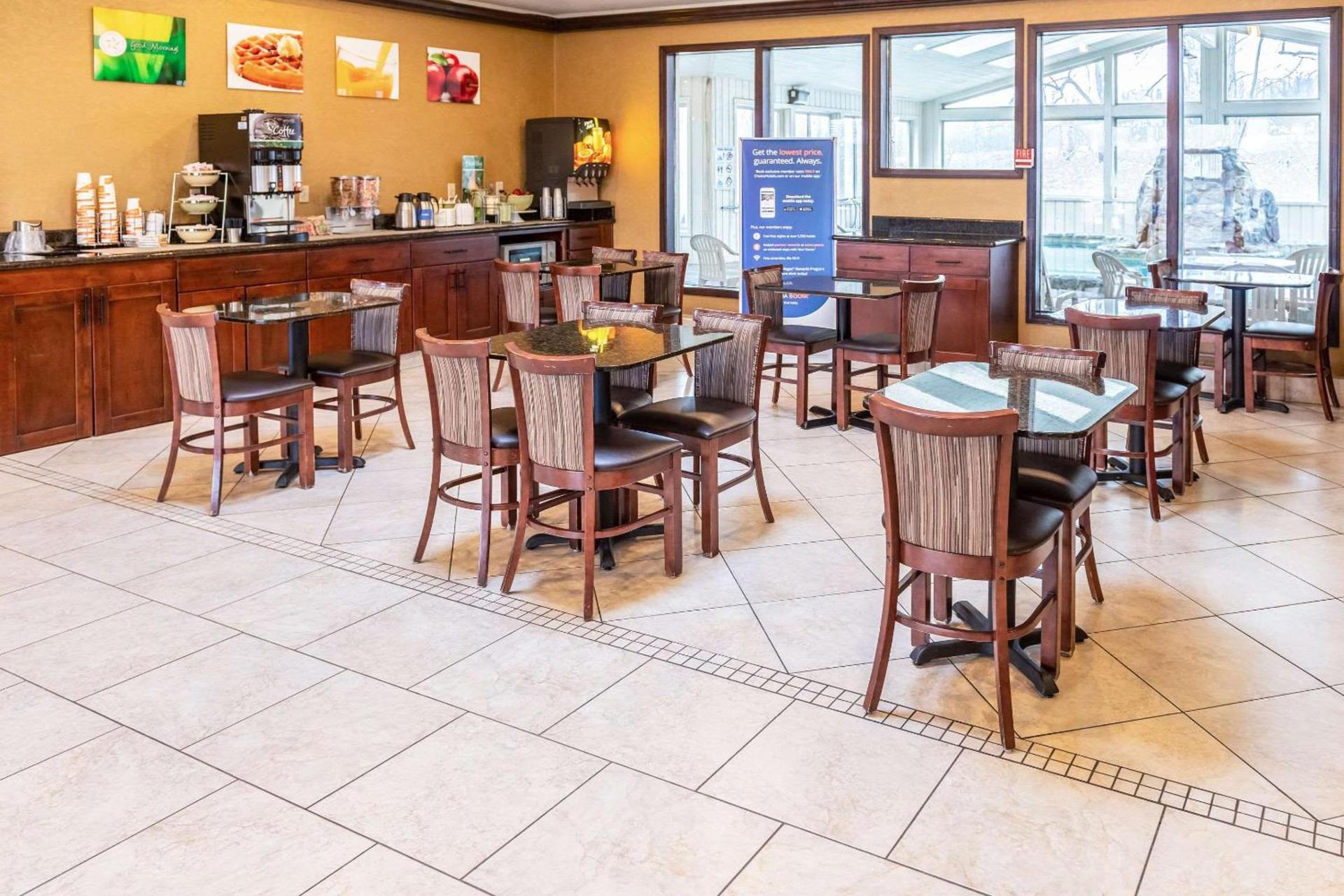 Quality Inn & Suites Seville photo 18