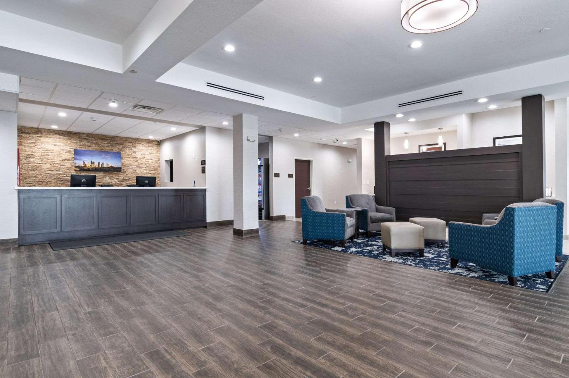 Comfort Suites Humble Houston IAH photo 3