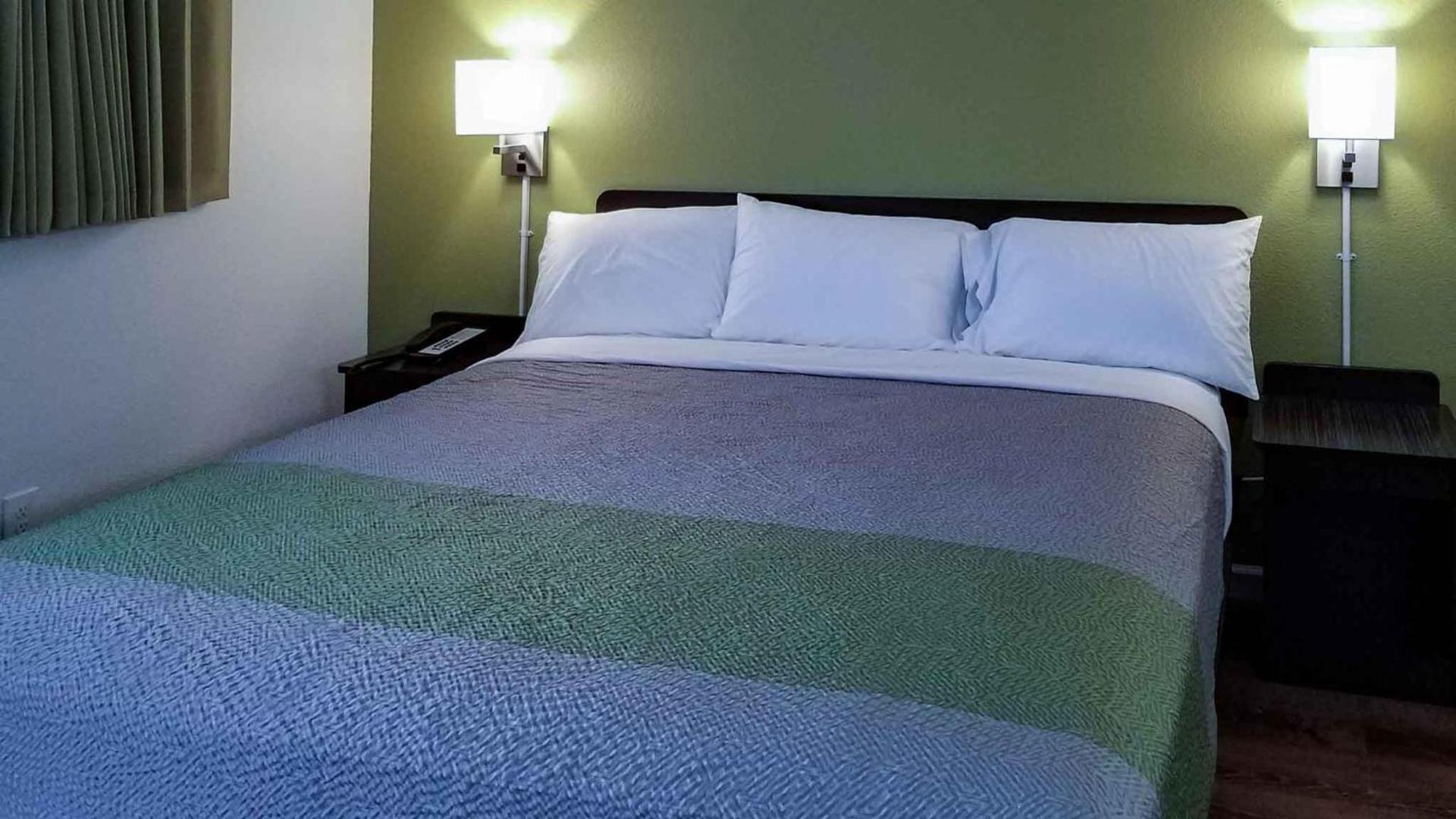 Motel 6-Burlington, WA photo 28