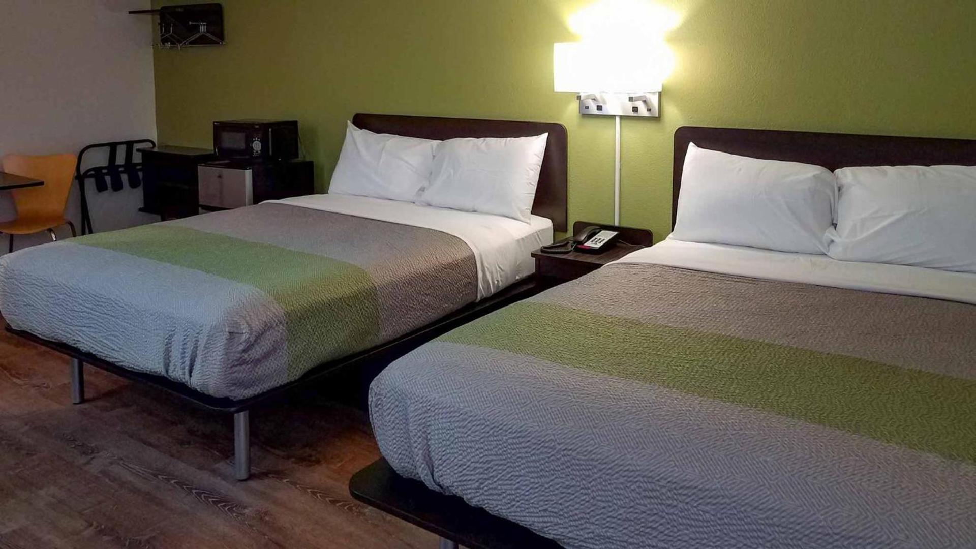 Motel 6-Burlington, WA photo 34