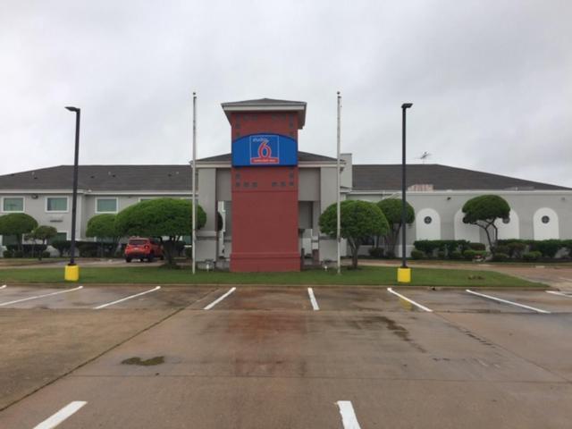 Studio 6 Burleson — hotel in Burleson