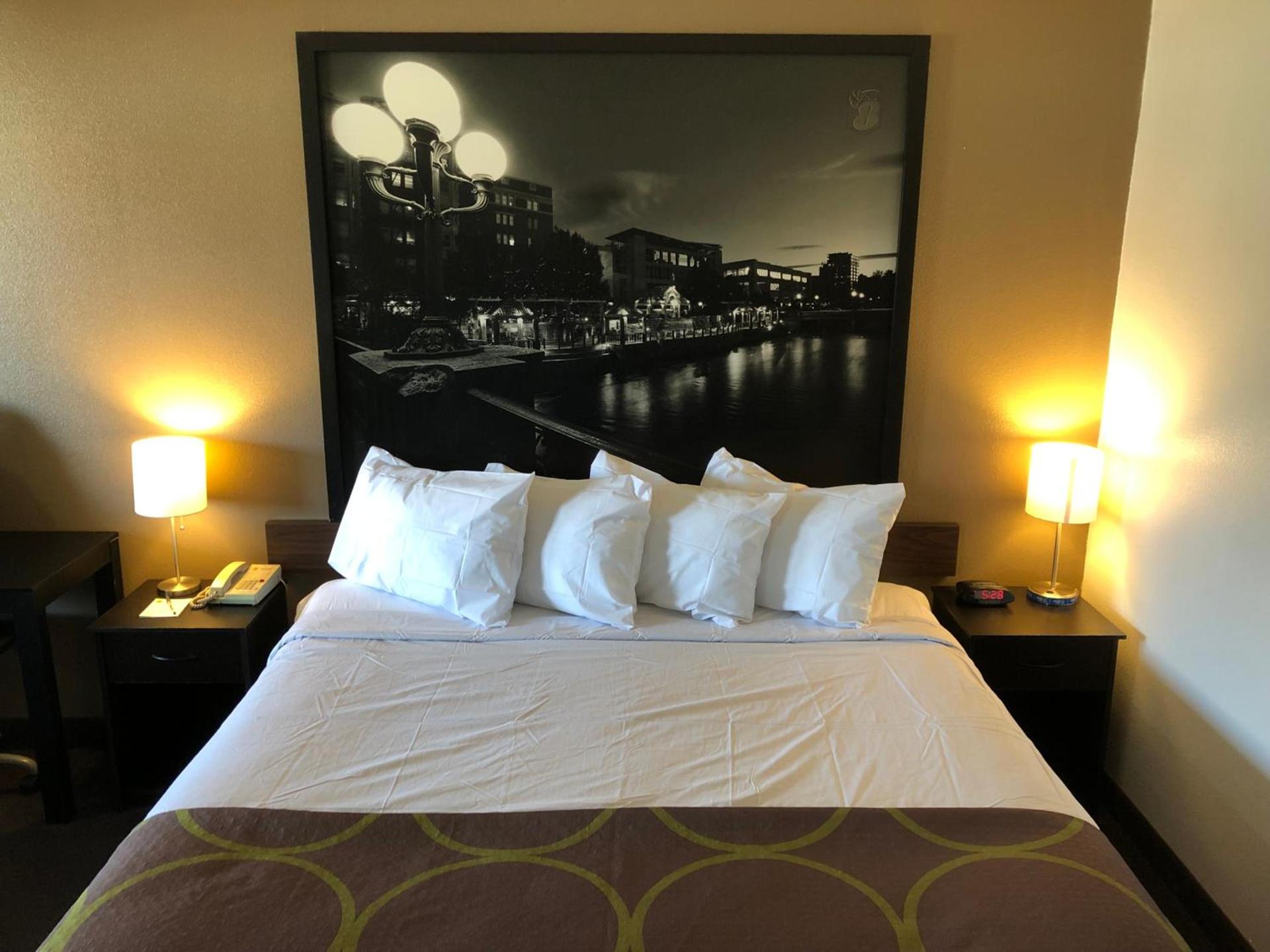 Super 8 by Wyndham Fernley photo 20