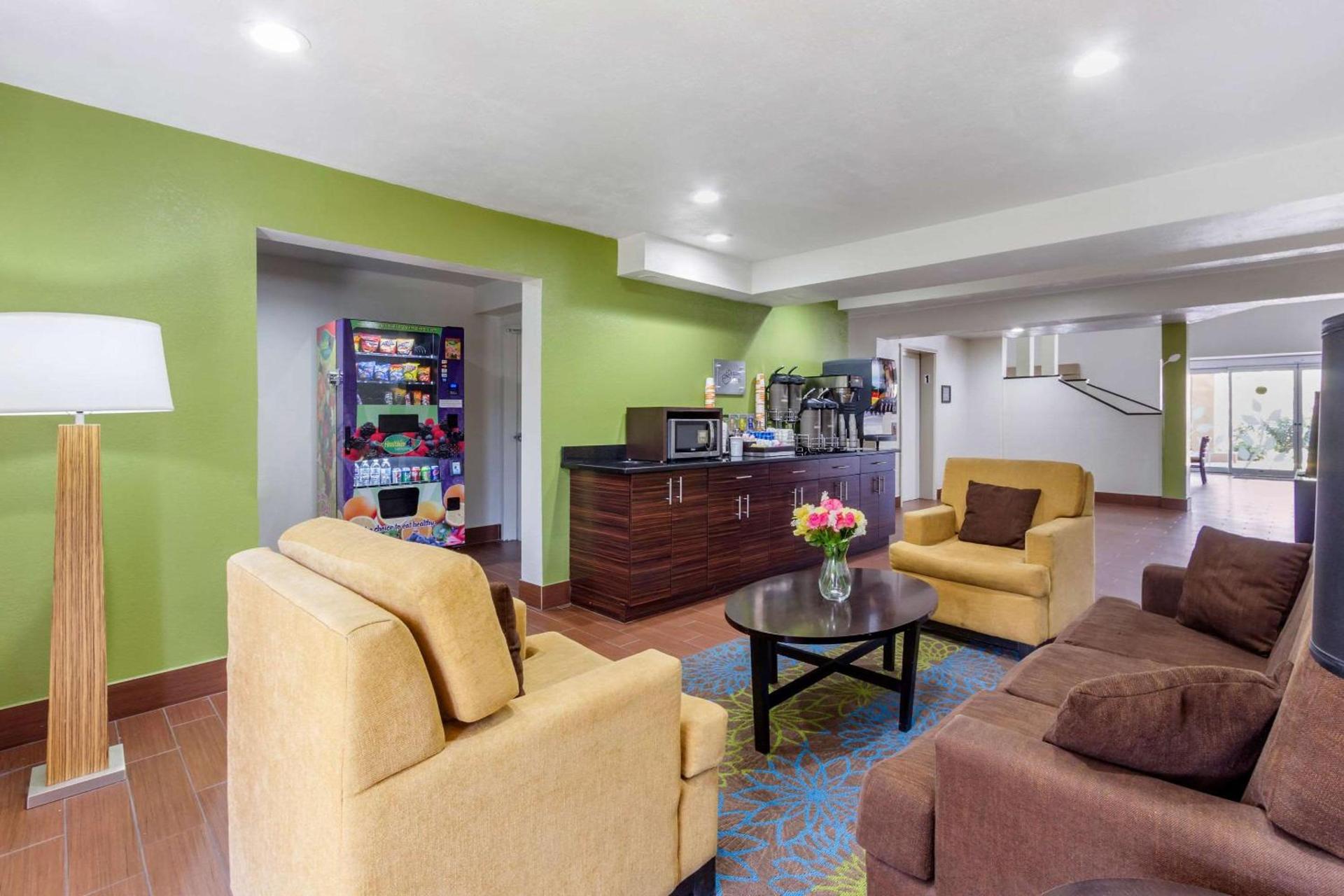 Sleep Inn near Busch Gardens - USF photo 5
