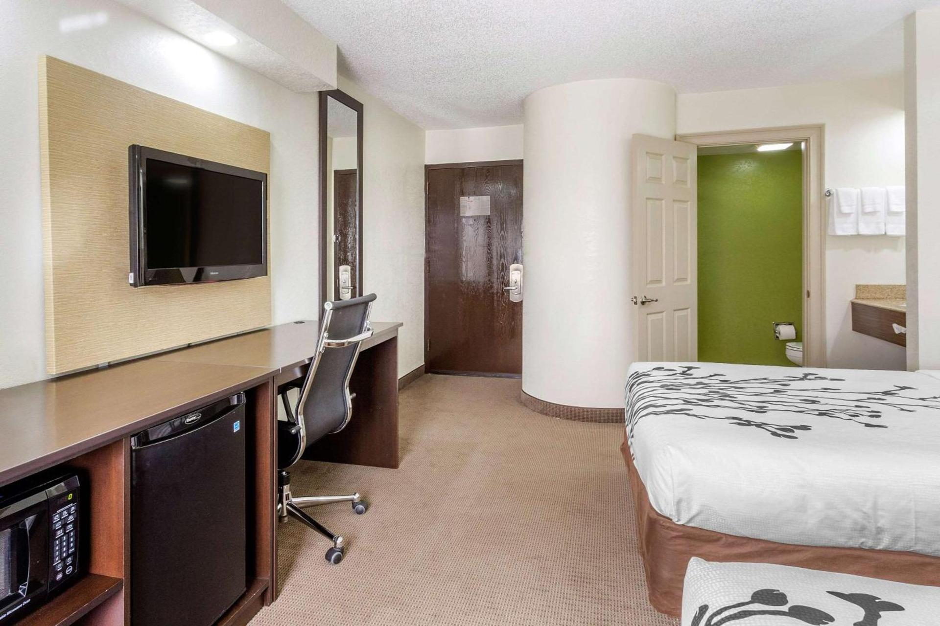 Sleep Inn near Busch Gardens - USF photo 24