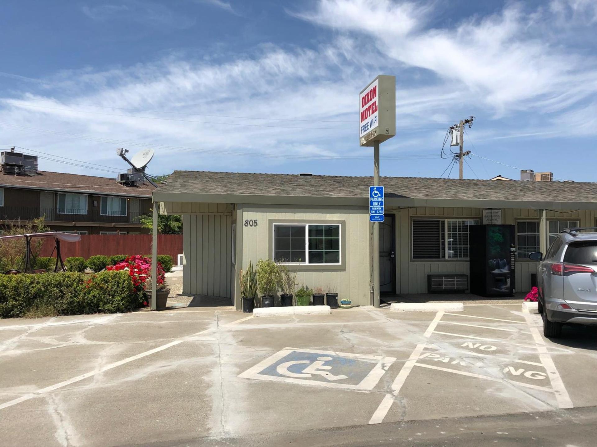 Dixon Motel photo 5