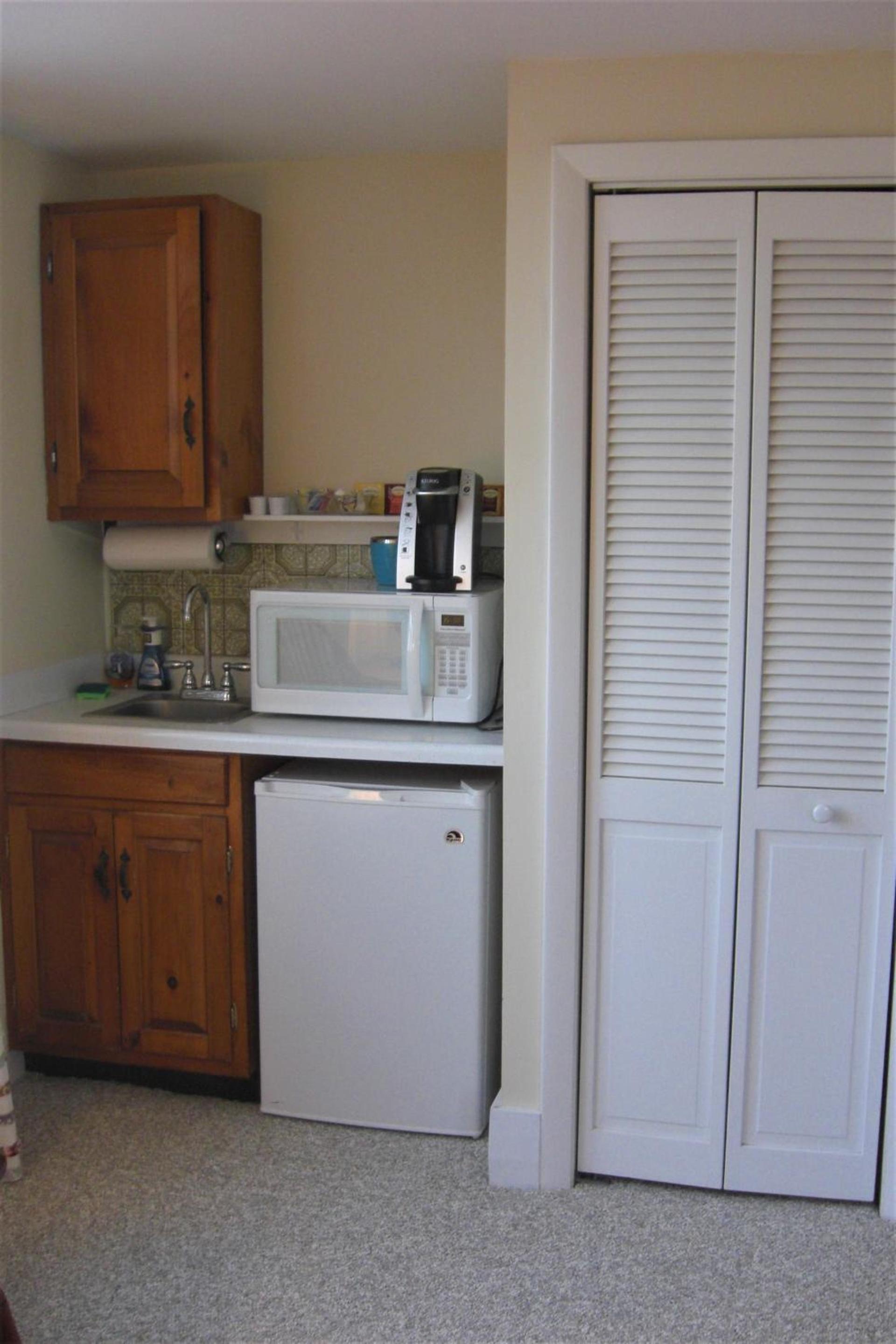 Seafarer Inn photo 13