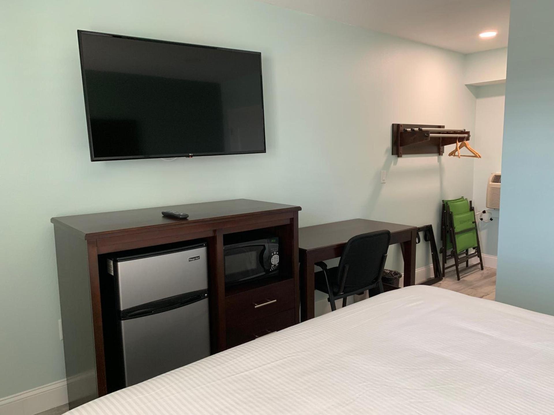 Atlantic Shores Motel photo 45