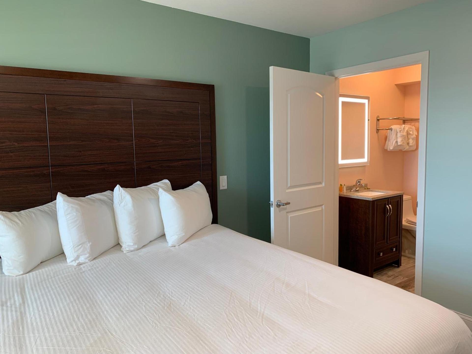 Atlantic Shores Motel photo 25