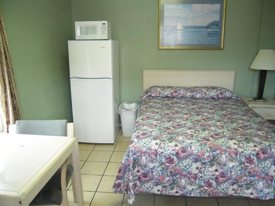 Bayfront Cottages photo 15