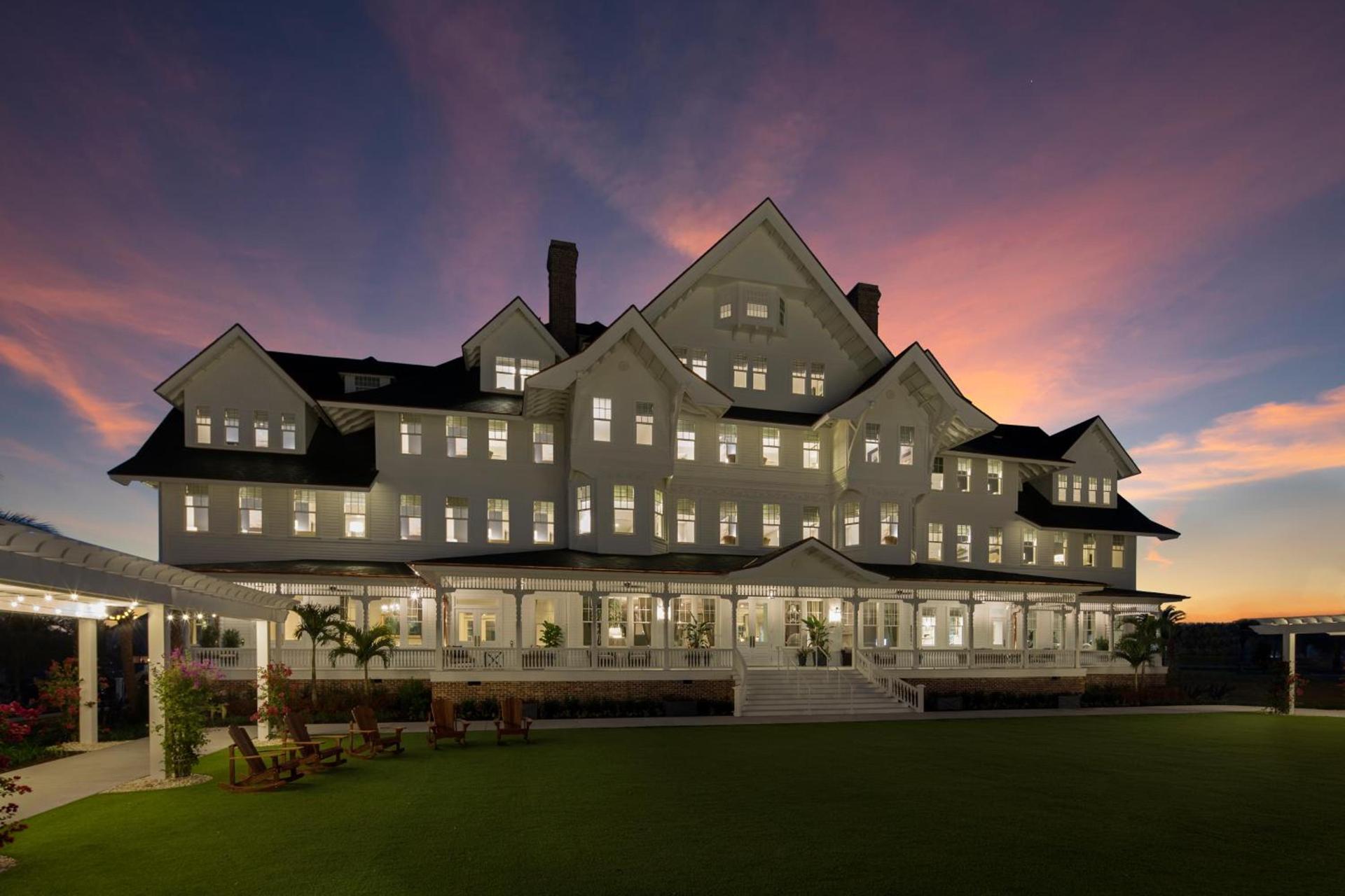 Belleview Inn photo 43
