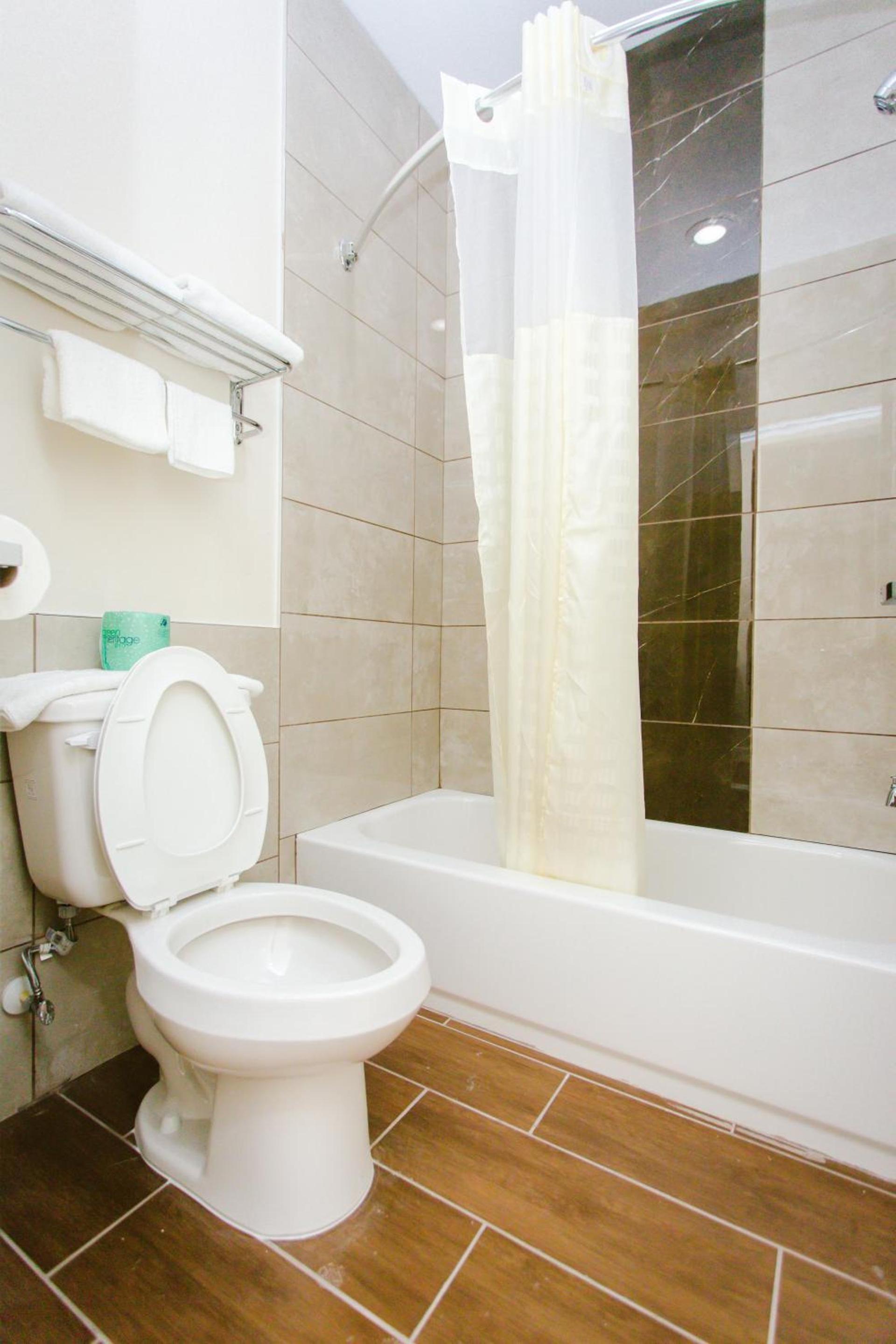 scottish inn & suites photo 24
