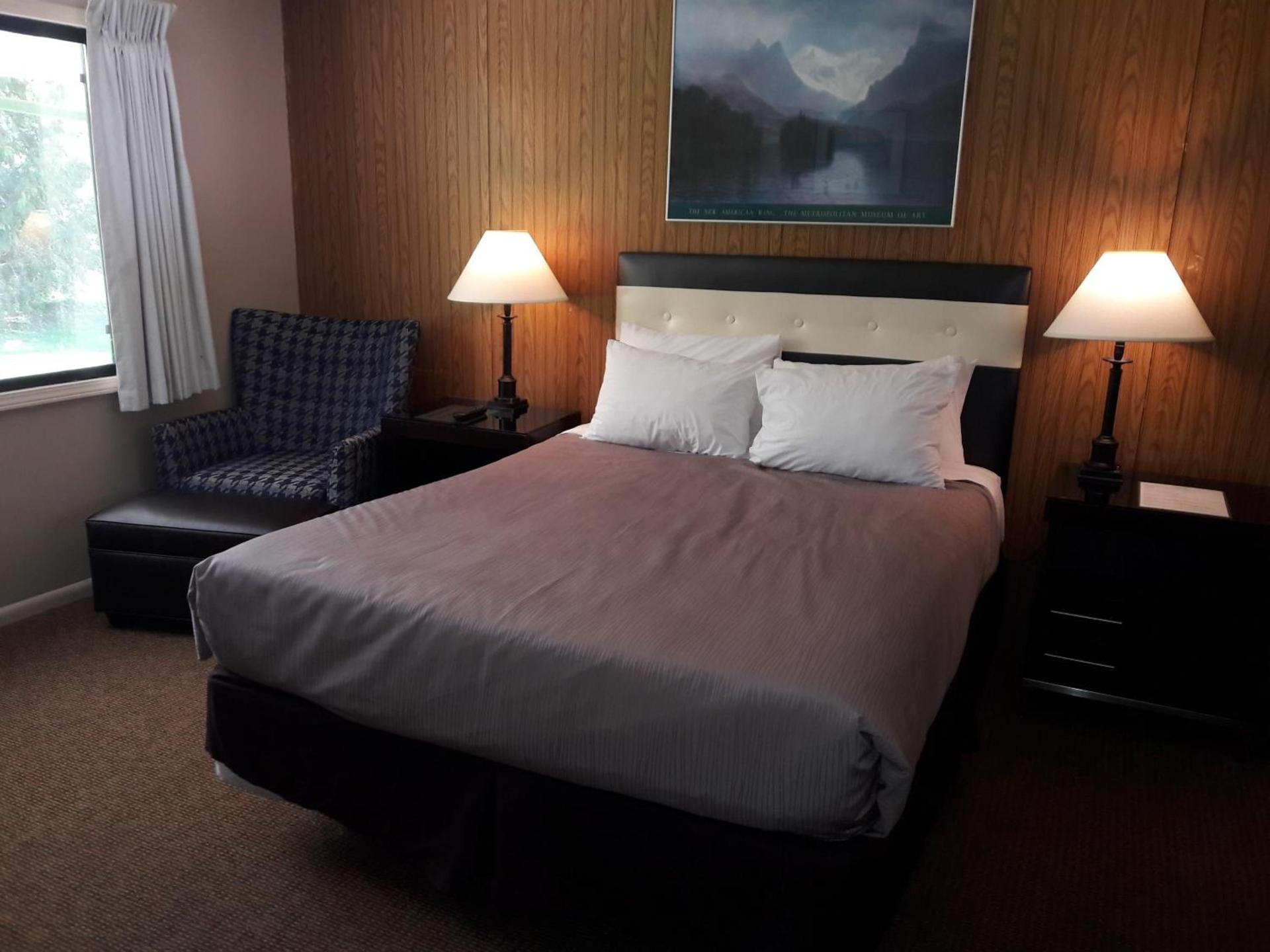 Monroe Motel photo 12