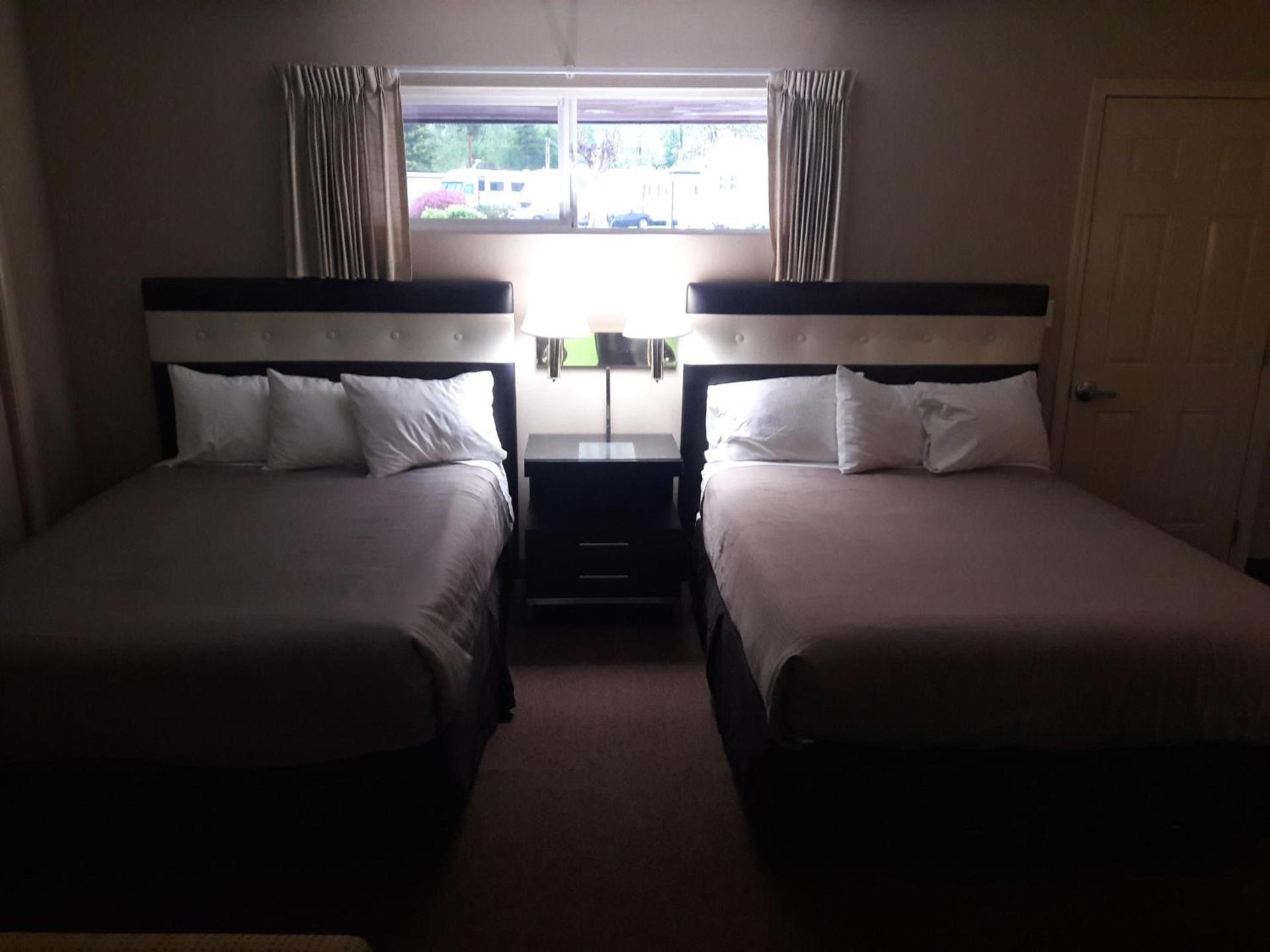 Monroe Motel photo 4