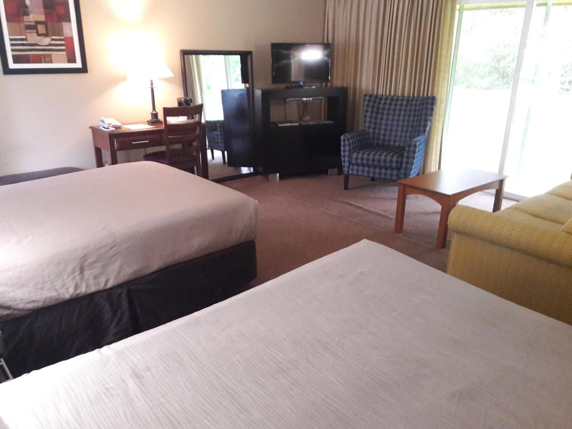 Monroe Motel photo 14