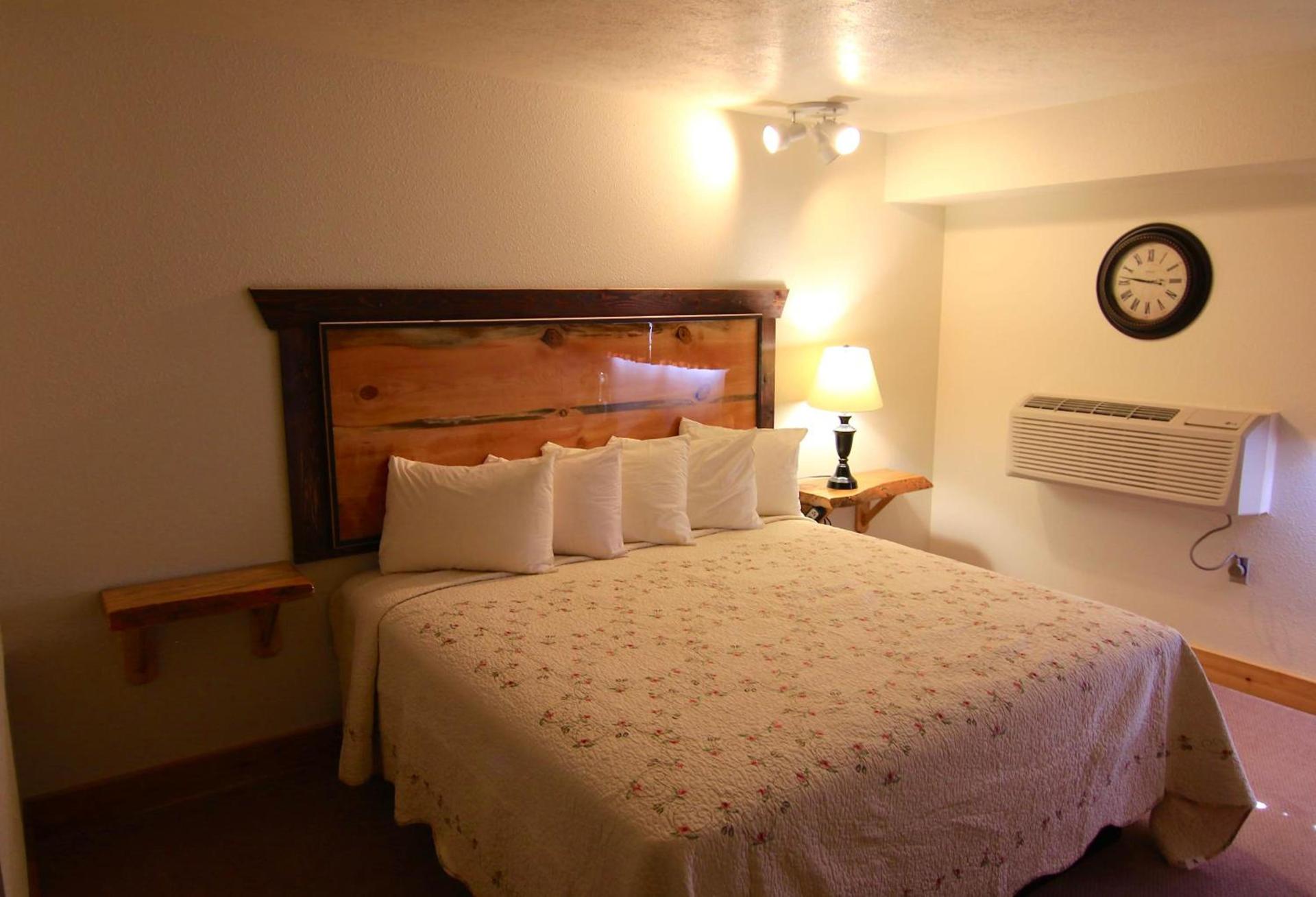 Yellowstone Village Inn and Suites photo 9
