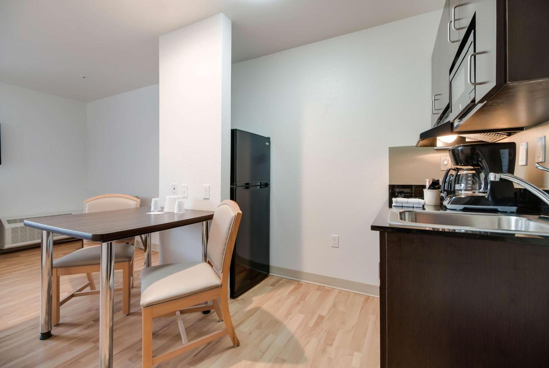 Studio 6-Ingleside, TX photo 13