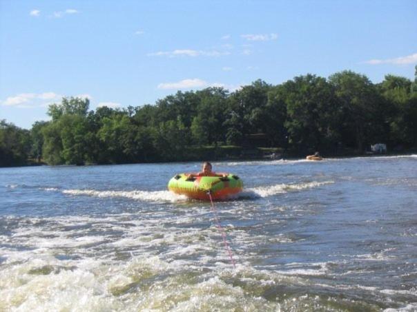 Riverside Resort photo 68