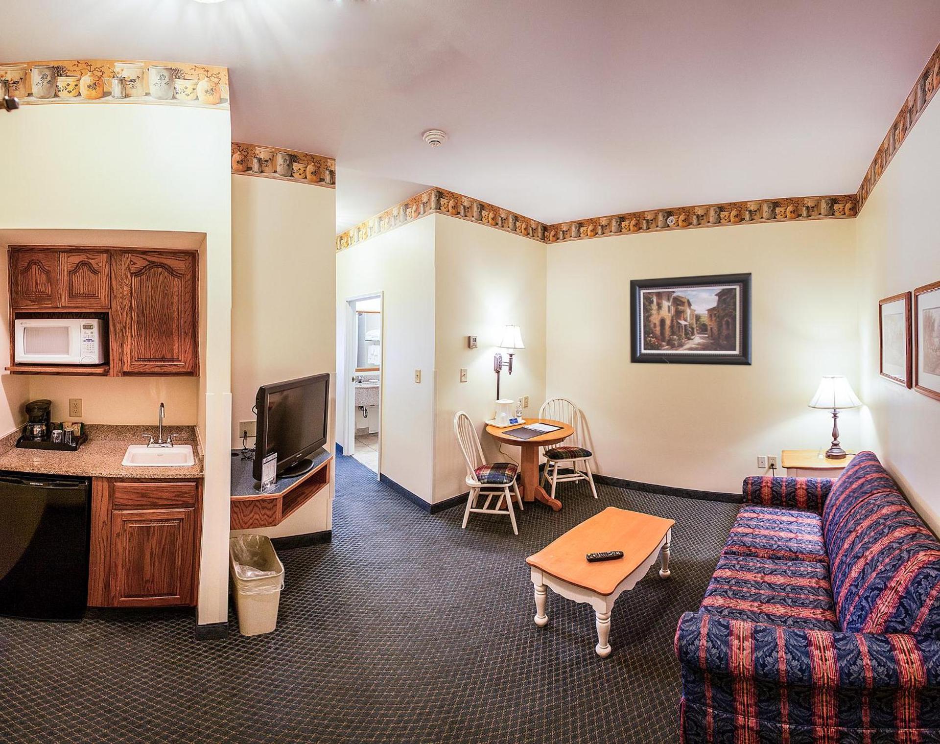 Blue Gate Garden Inn photo 6