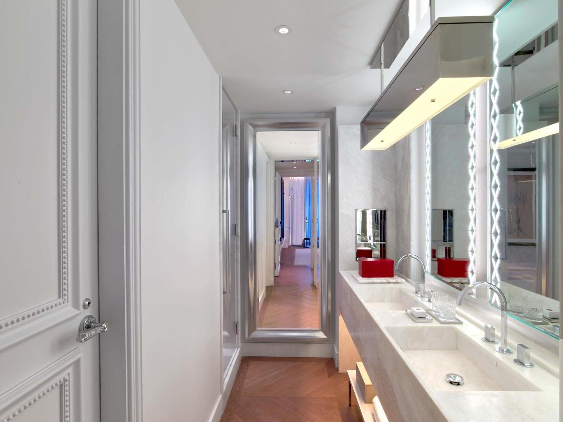 Baccarat Hotel and Residences New York photo 15