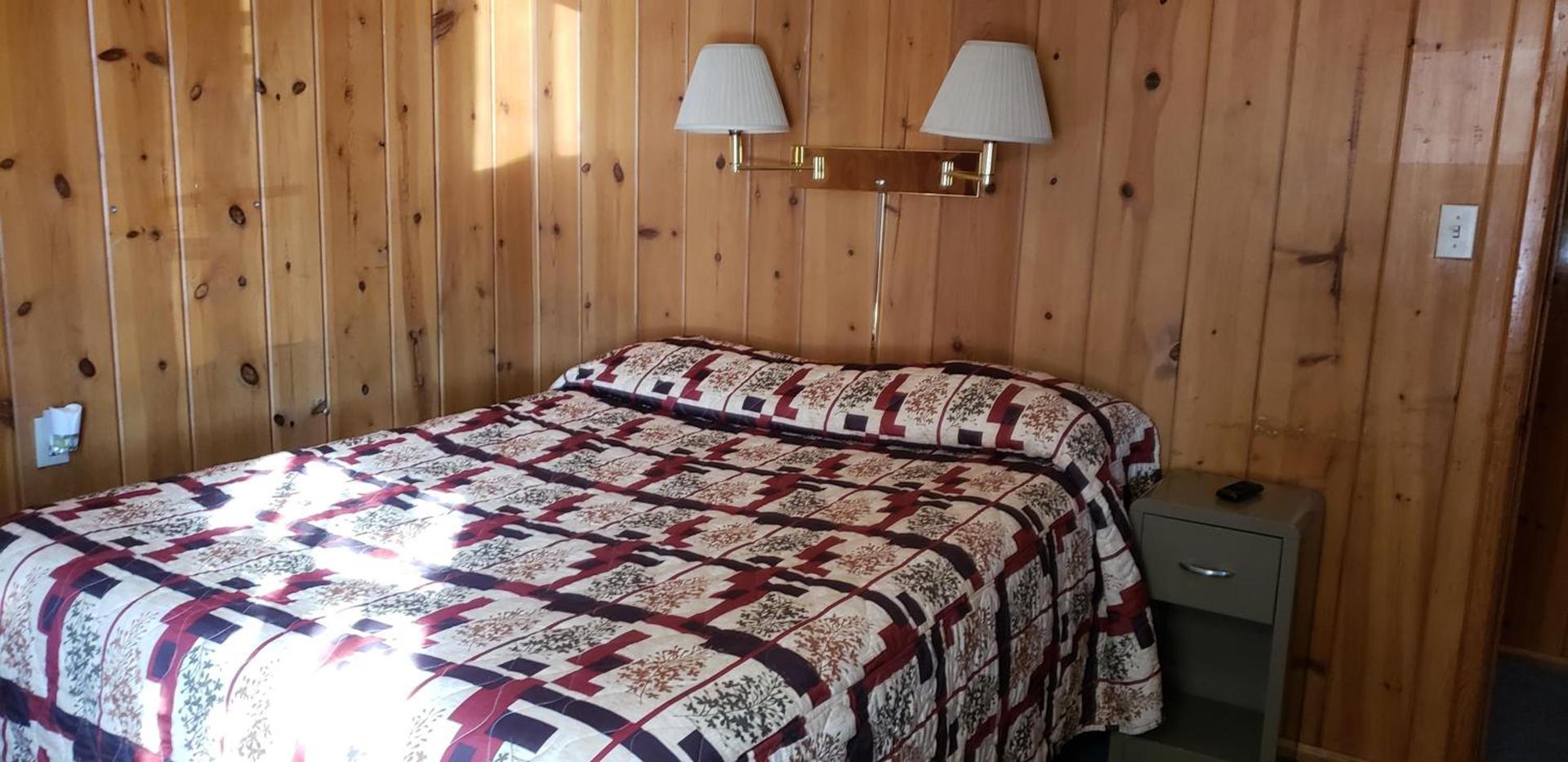 Caribou Lodge and Motel photo 23