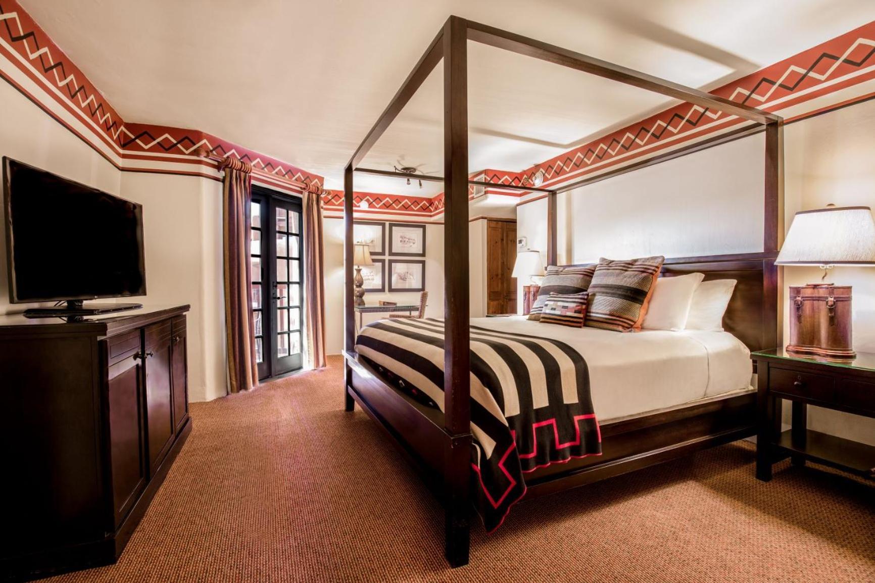 Inn & Spa at Loretto photo 8