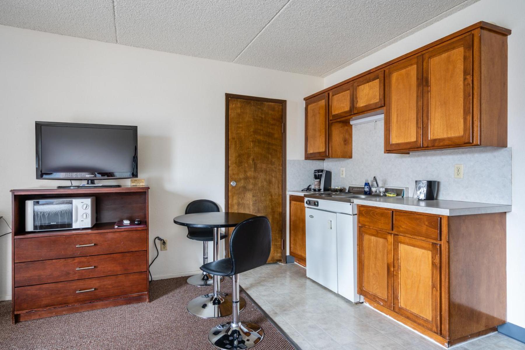 M&M Motel photo 17