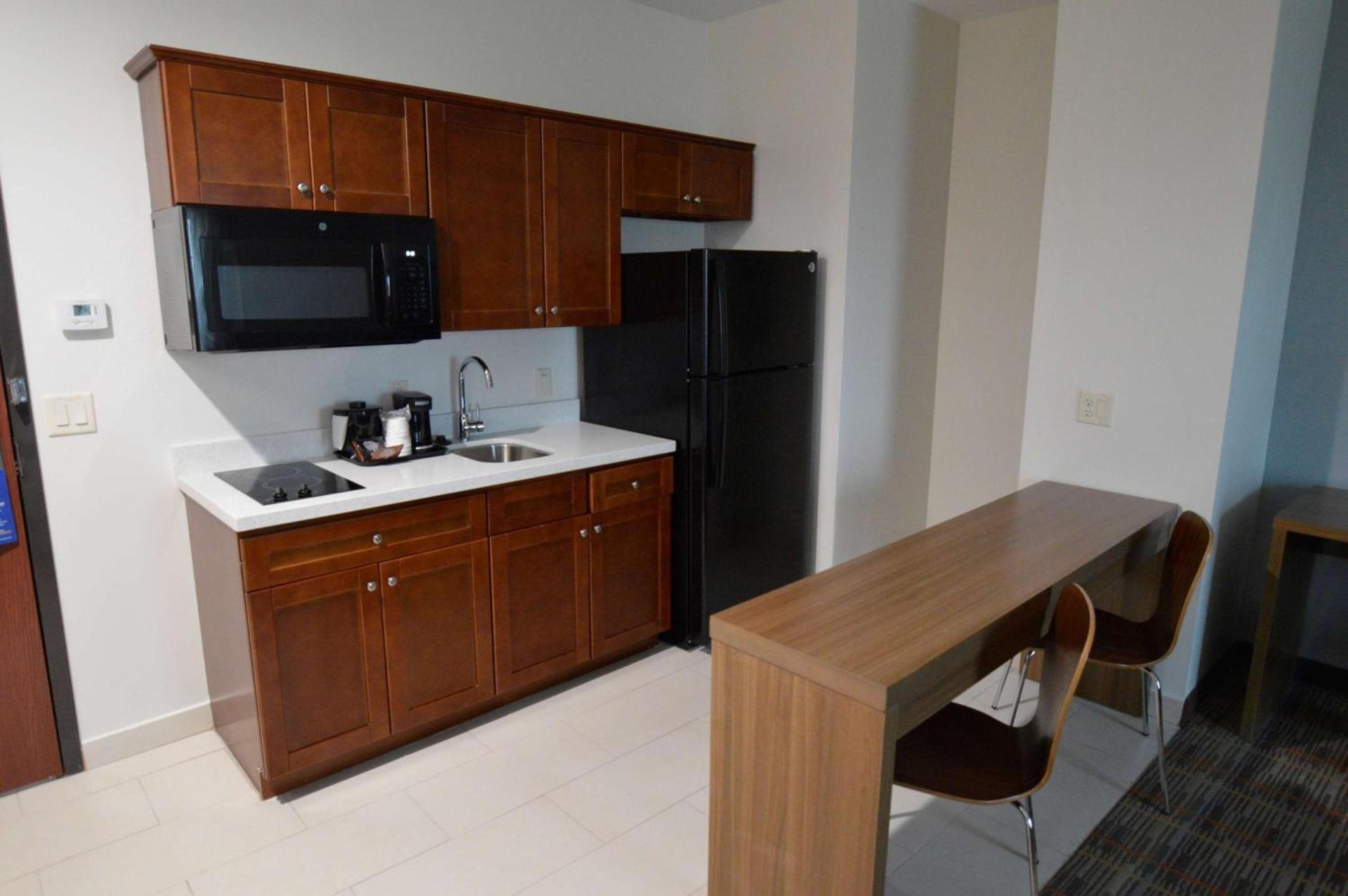 Best Western Ingleside Inn & Suites photo 14