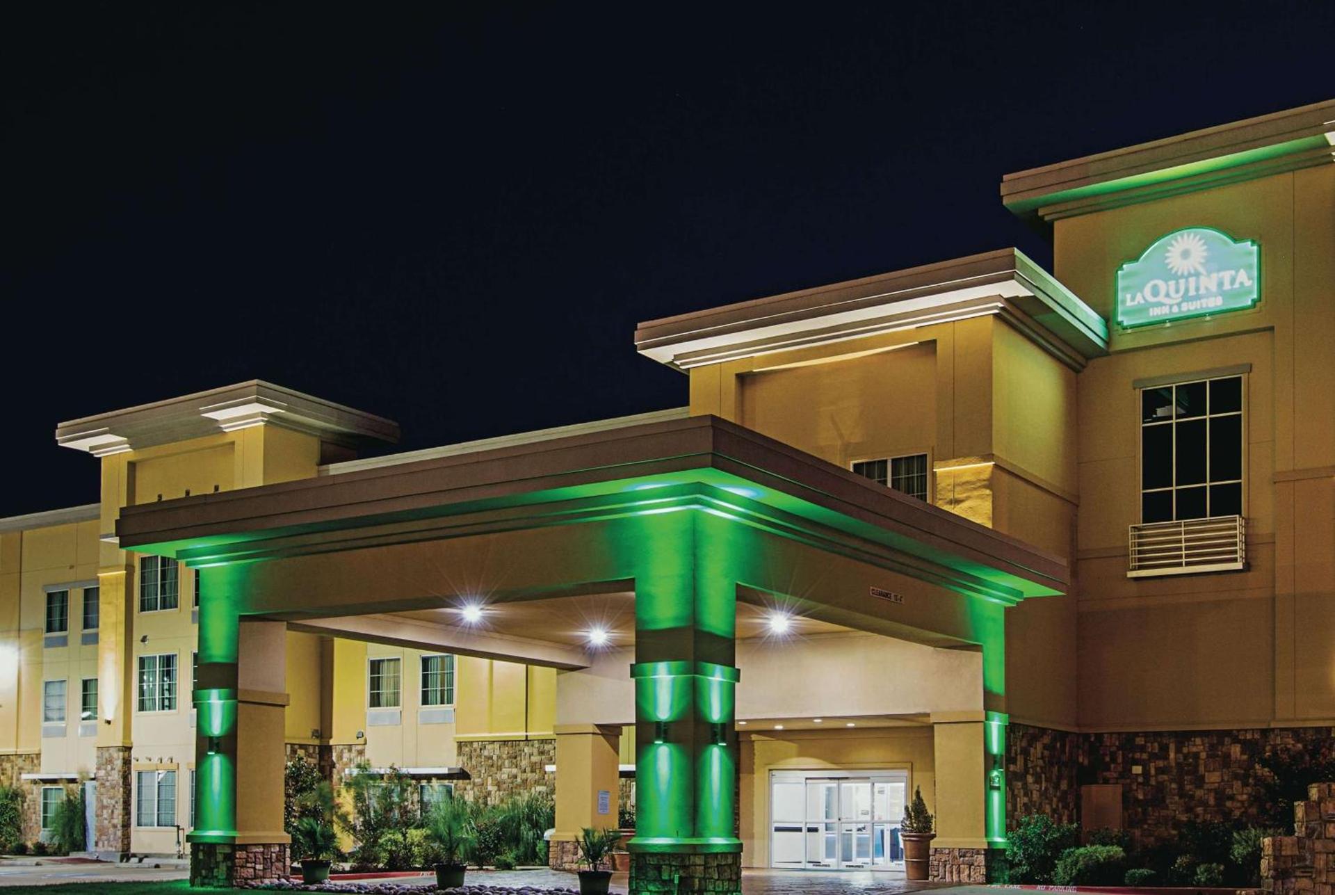 La Quinta by Wyndham Ft. Worth - Forest Hill, TX photo 6