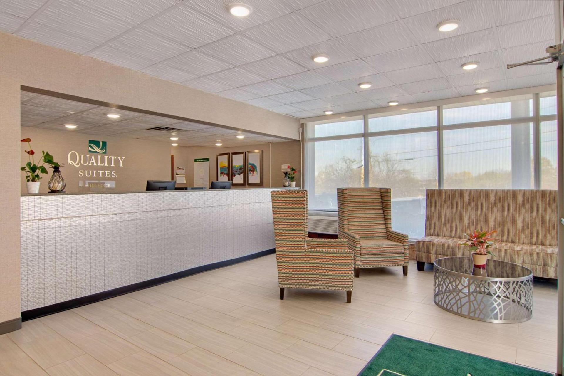 Quality Inn & Suites photo 3