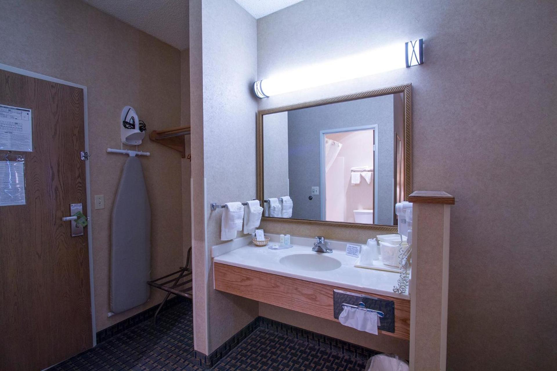 Miles City Hotel photo 18