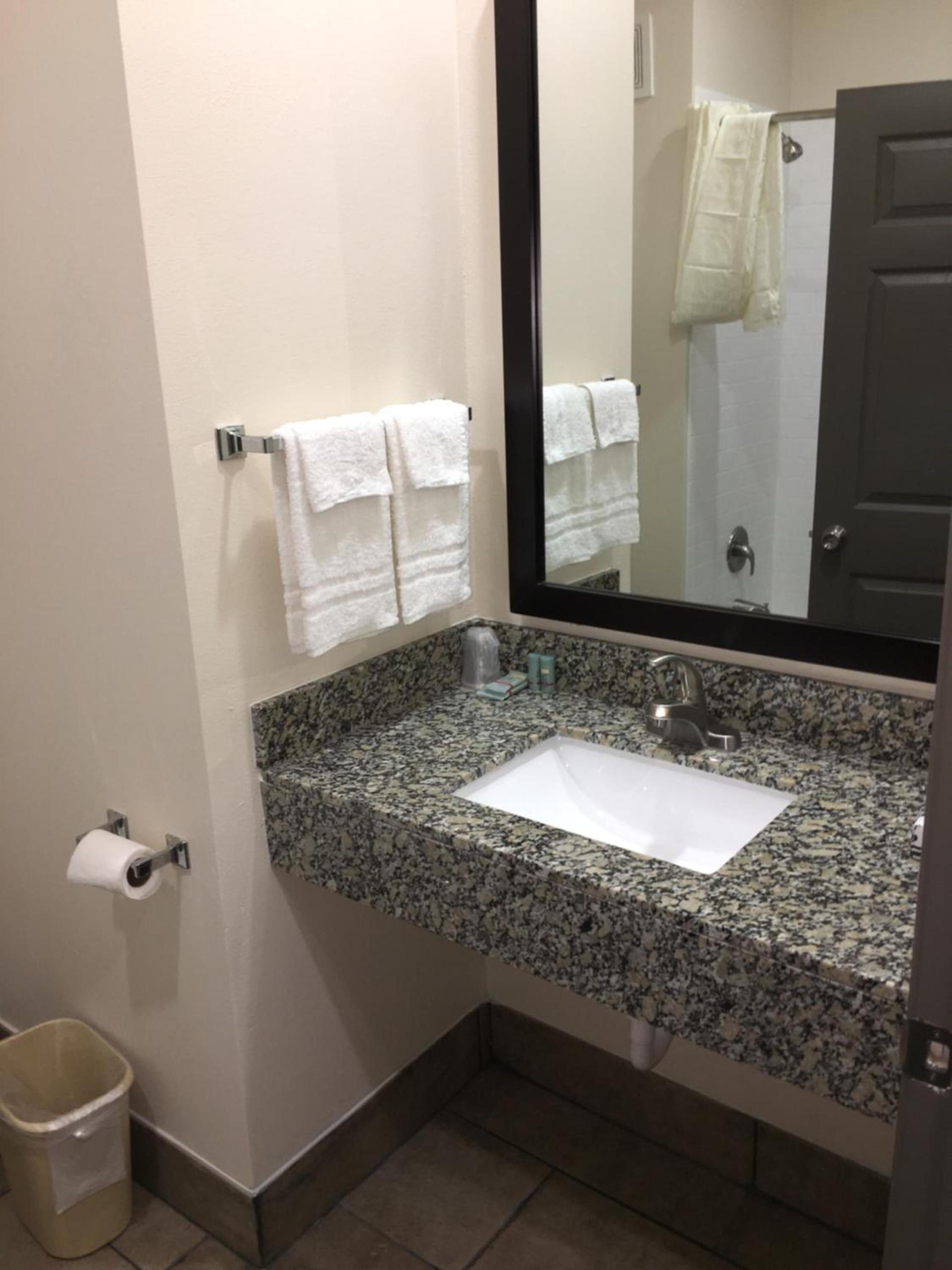 Americas Best Value lnn- Plaquemine photo 8