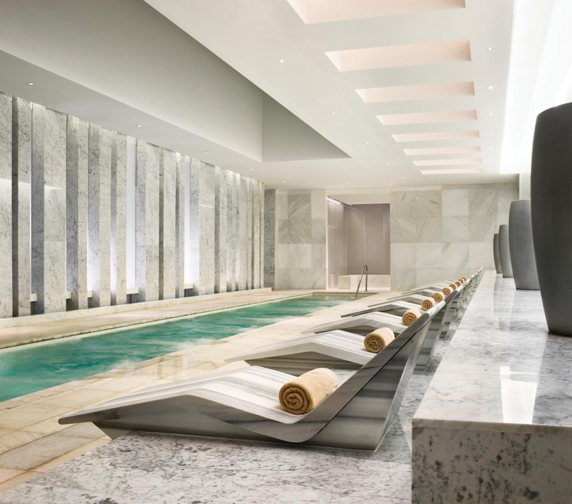 Fontainebleau Miami Beach photo 22