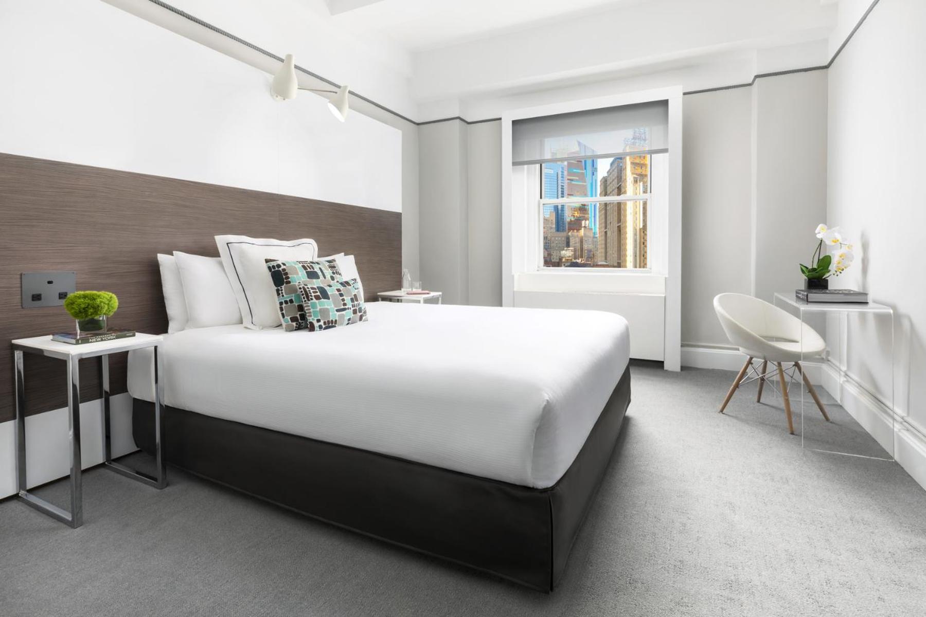 Paramount Times Square - A Generator Hotel photo 2
