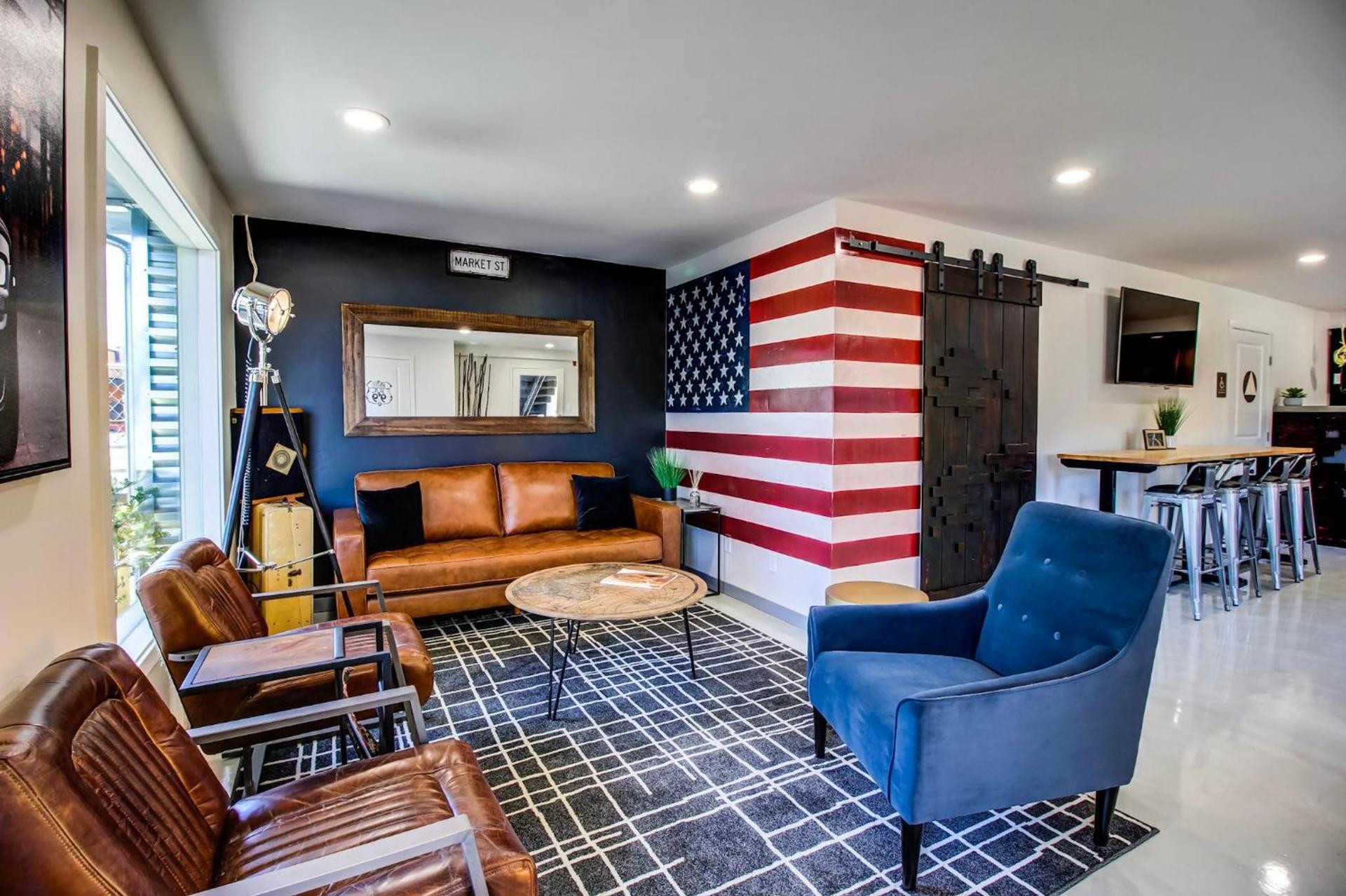 Americana Modern Hotel photo 38