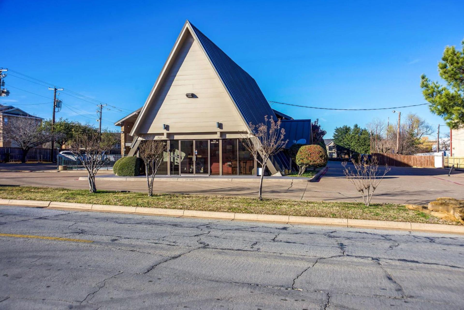 Motel 6-Arlington, TX - UTA photo 25
