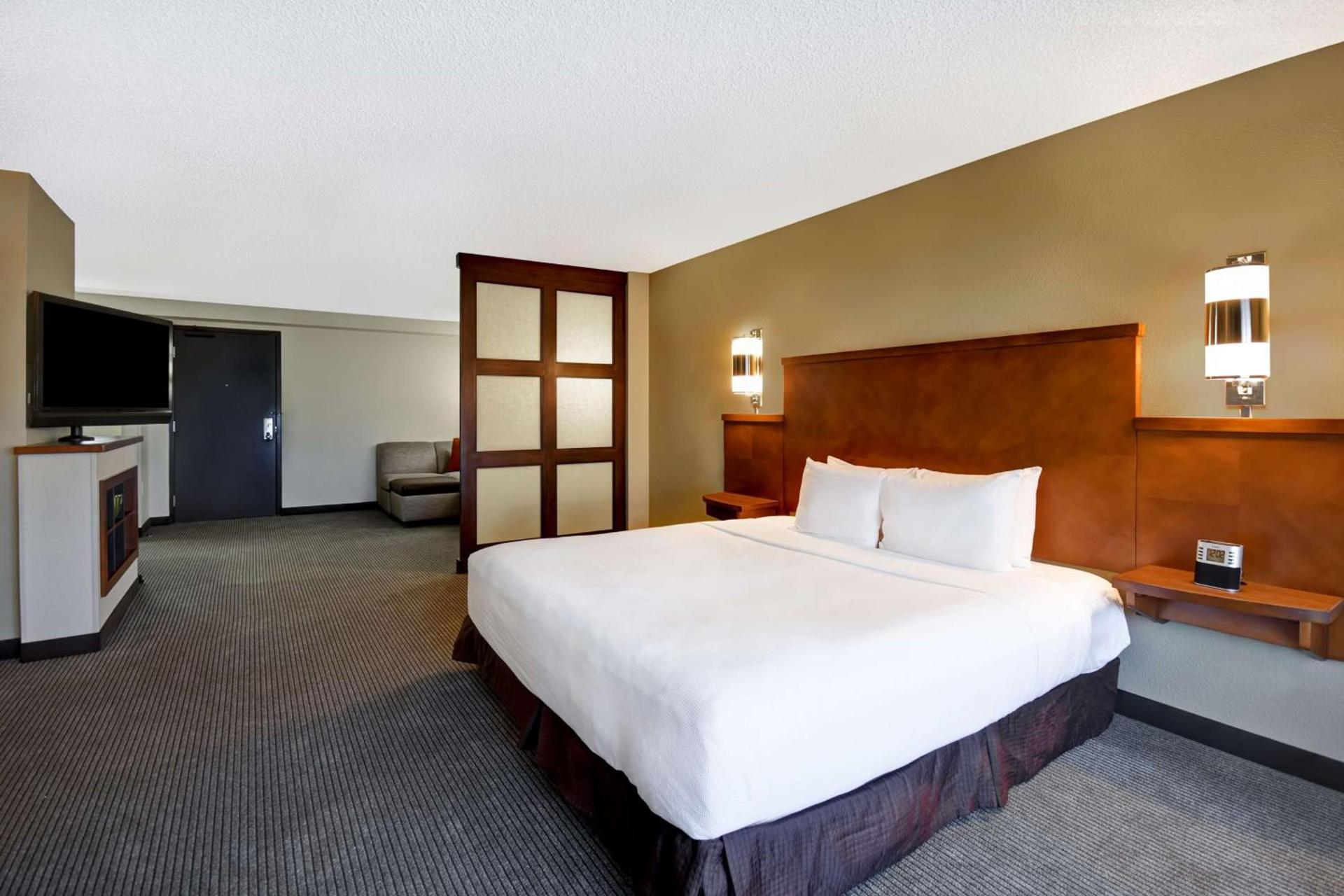 Hyatt Place Phoenix Gilbert photo 61