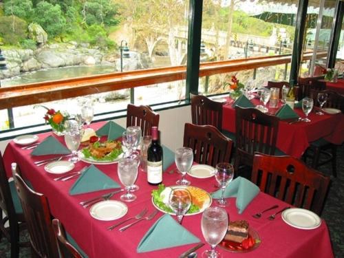 The Gateway Restaurant & Lodge photo 27