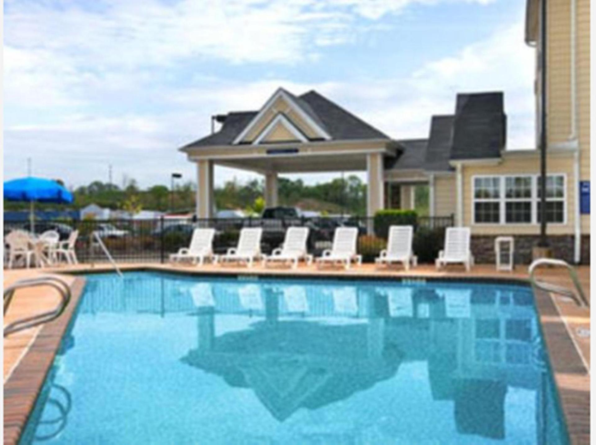 Microtel Inn & Suites by Wyndham Gardendale - Birmingham North photo 20