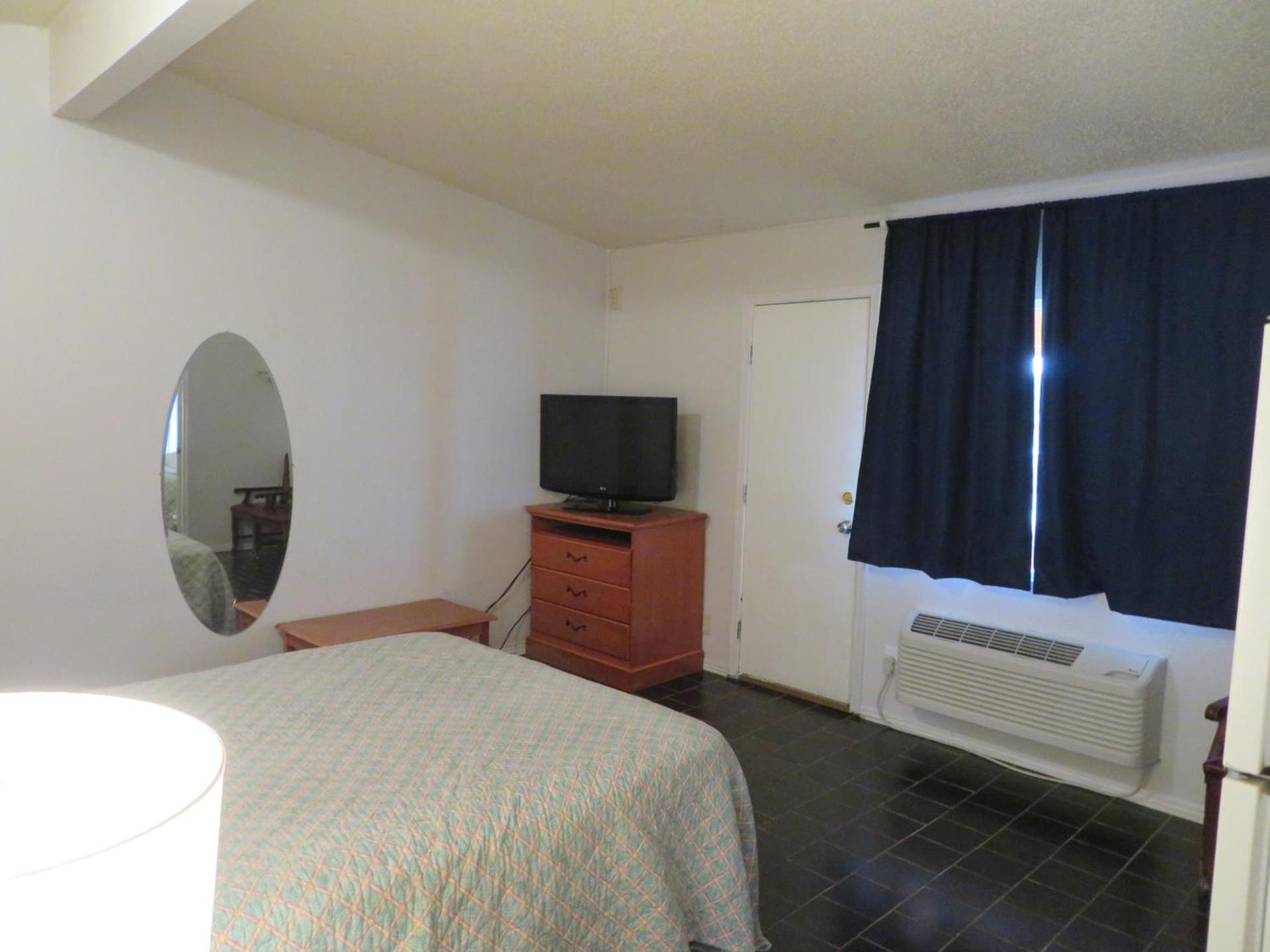 Carquinez Inn Vallejo I 80 Near Napa Valley photo 7