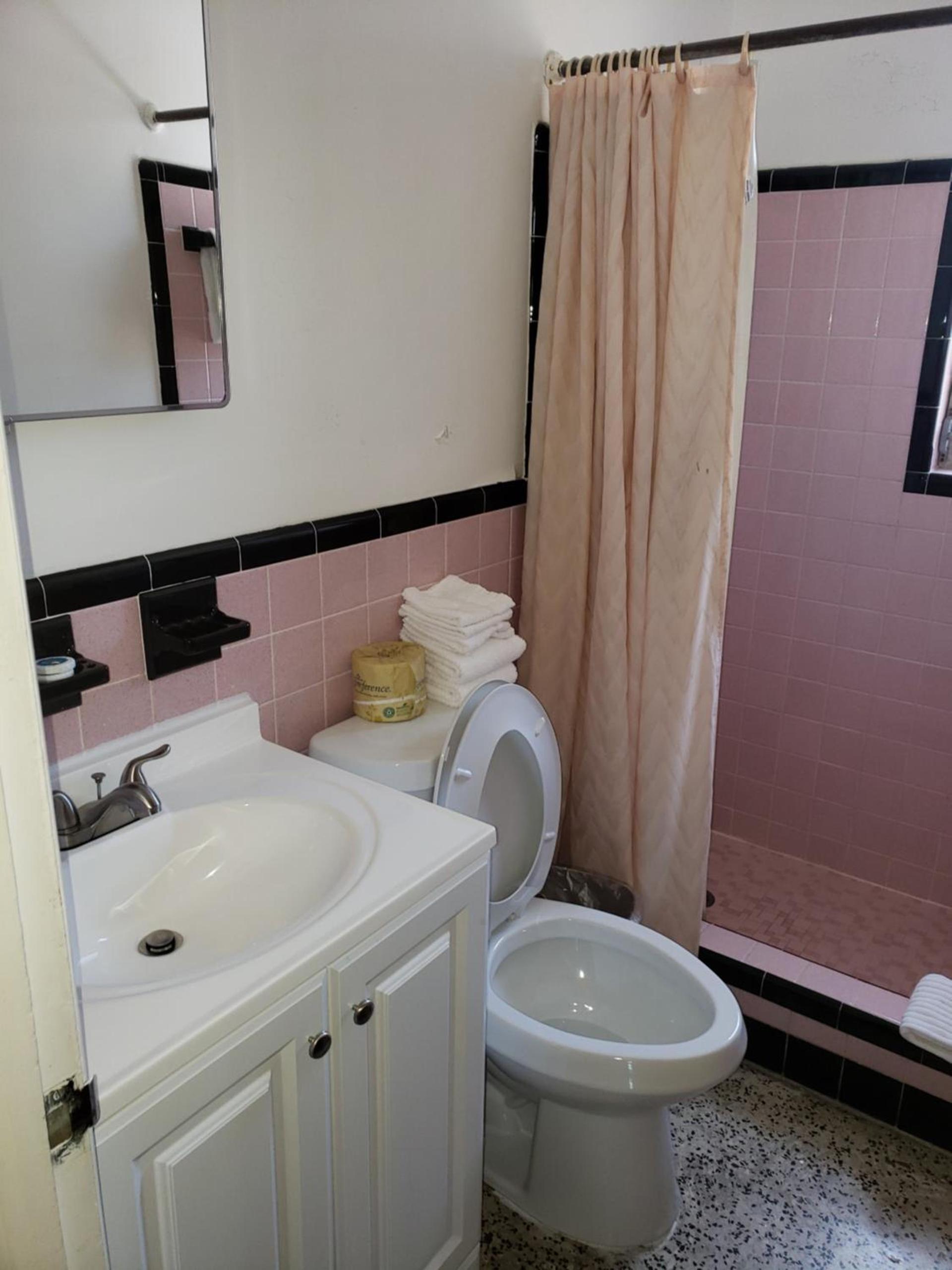 Siesta Motel photo 13