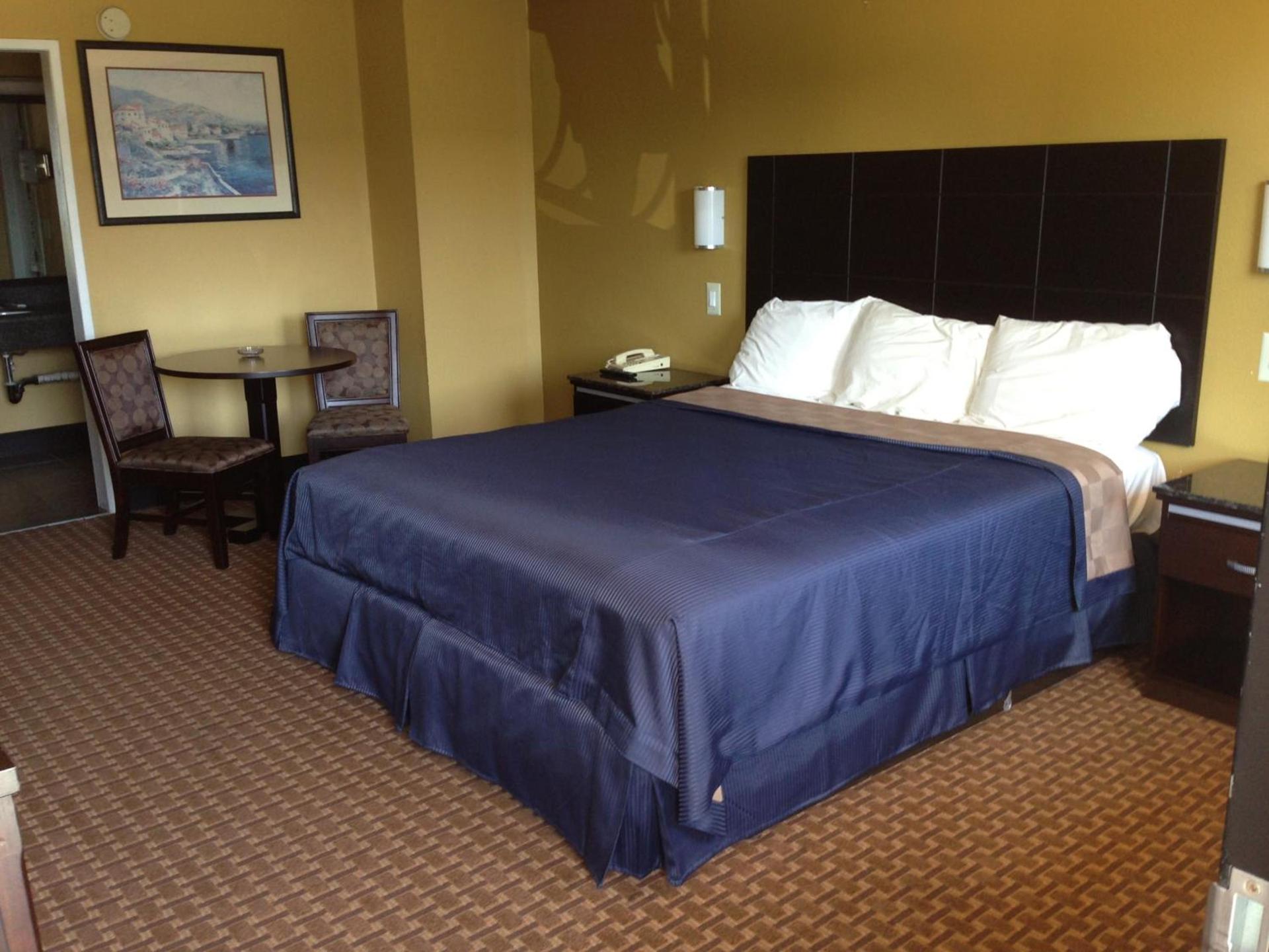 Del Amo Inn photo 2