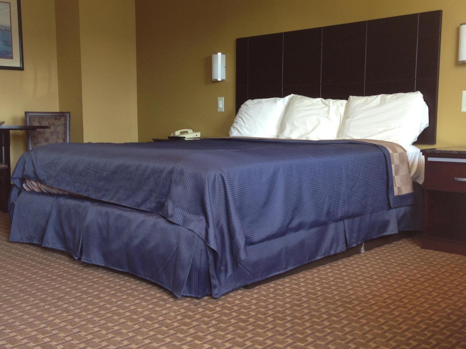 Del Amo Inn photo 3