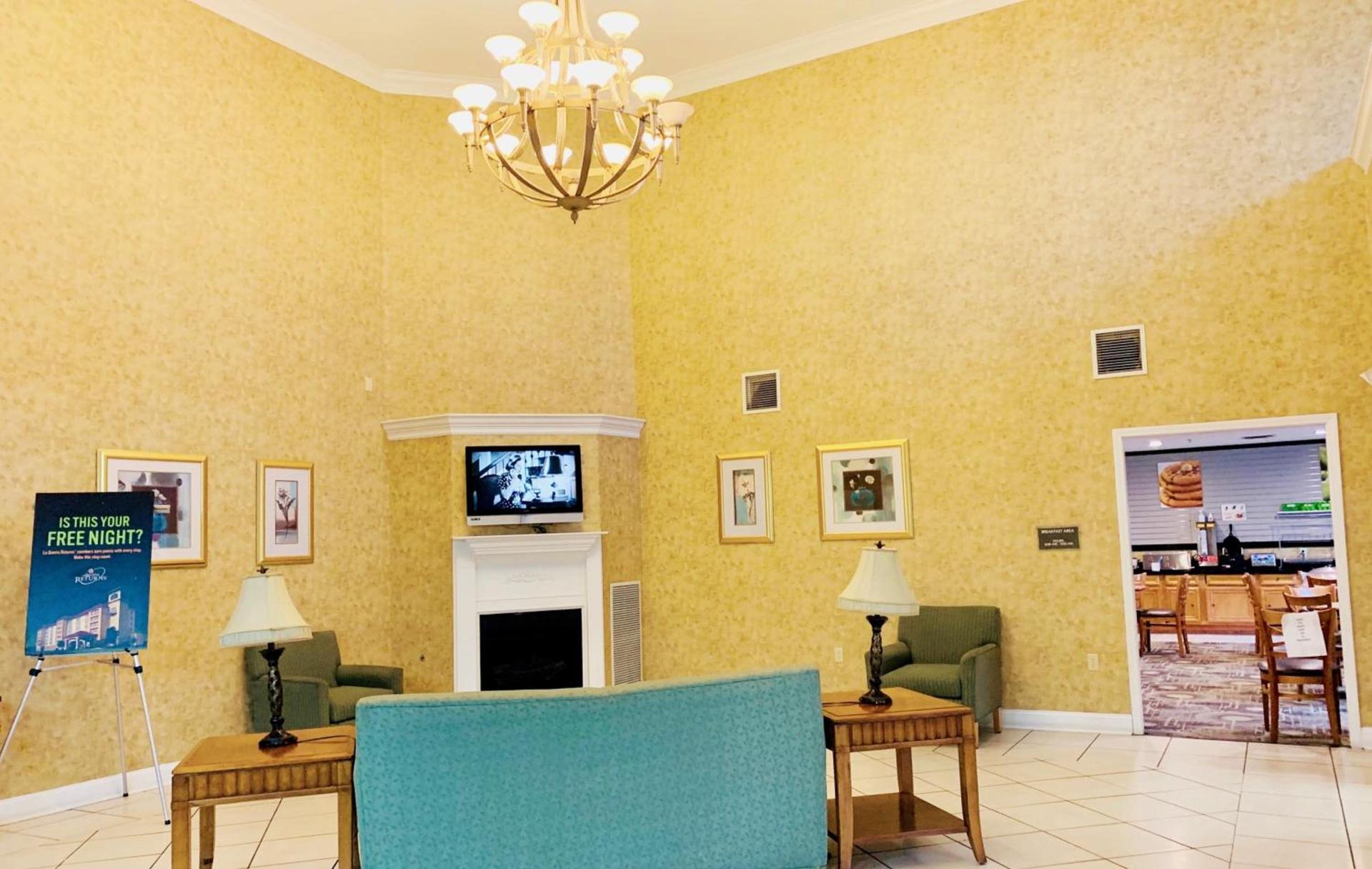 La Quinta by Wyndham Fort Smith photo 57