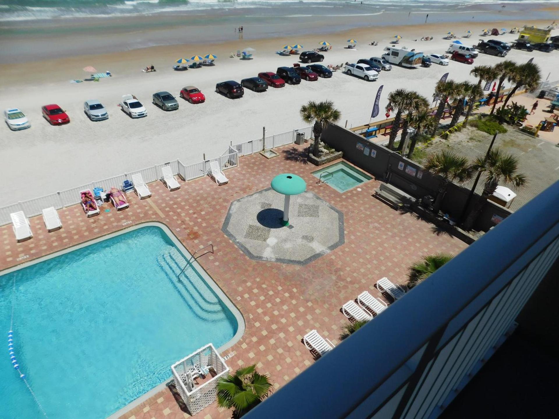 Boardwalk Inn and Suites photo 7