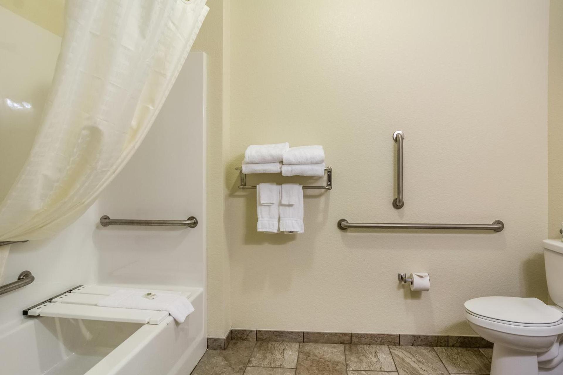 Cobblestone Inn & Suites - Corry photo 16