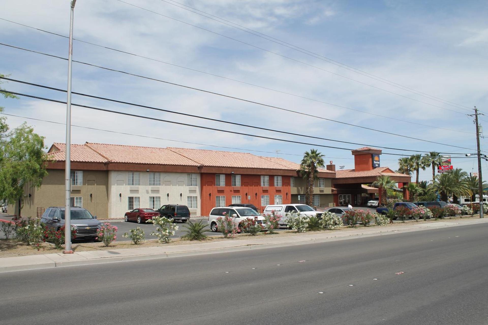 Sunrise Inn photo 25